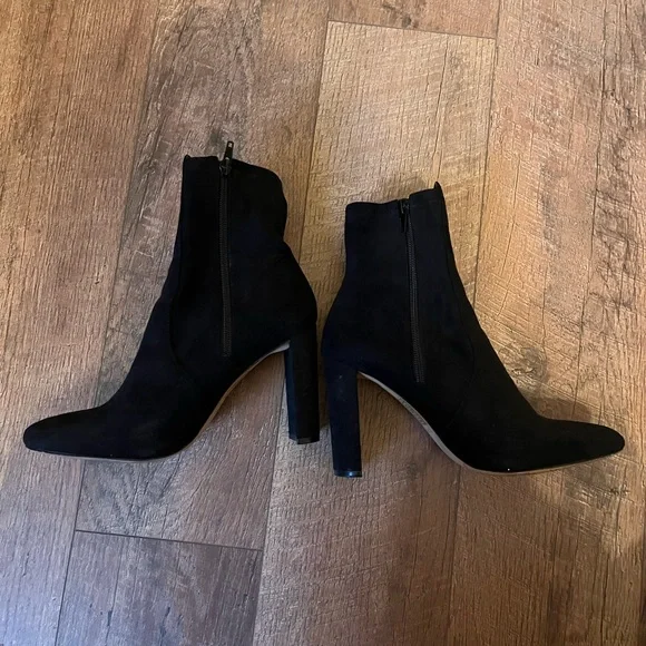 ALDO Ankle Boots - Picture 2 of 5